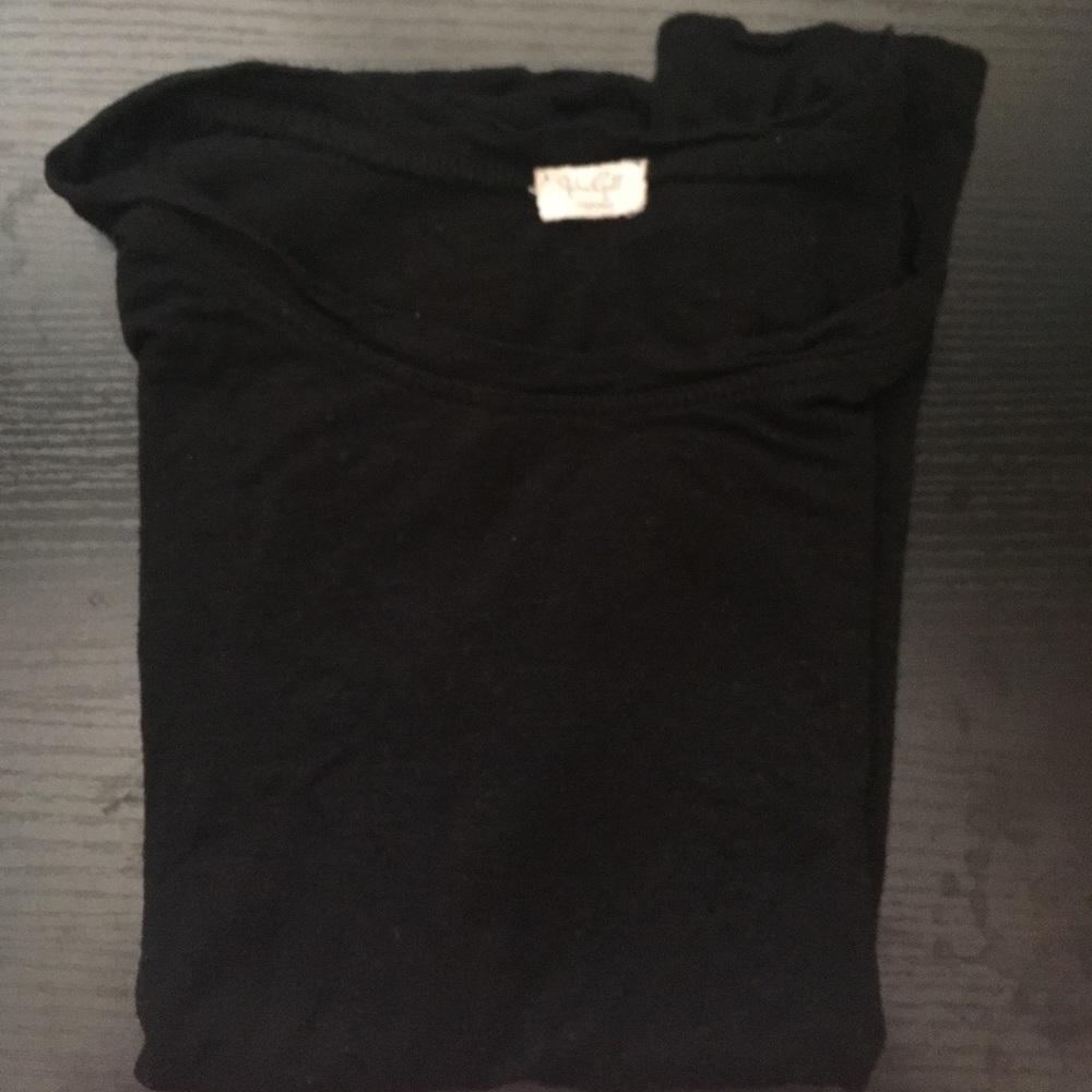 Brandy Melville simple black shirt