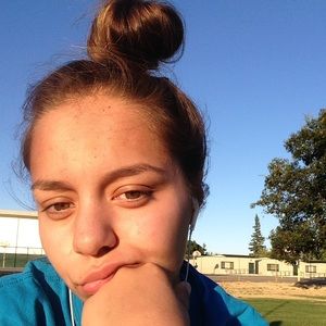 Meet your Posher, Karol