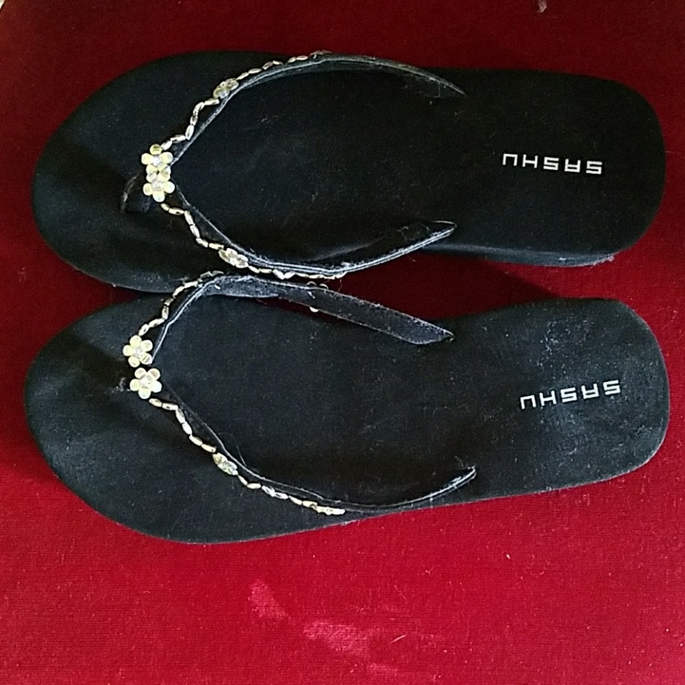 Sashu flip flops