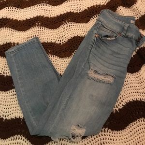 Refuge Distressed Jeans