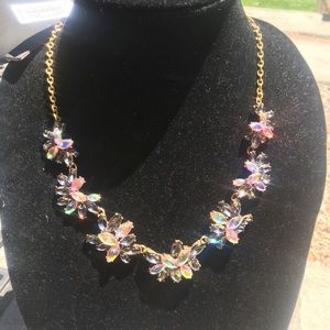 🎉J.Crew Necklace . BNWT .CURRENT SEASON !