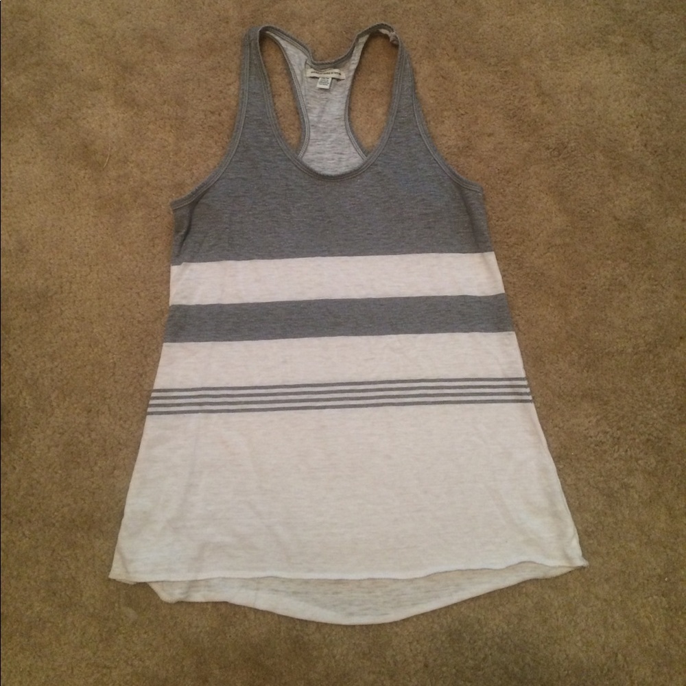 Grey and white American Eagle tank