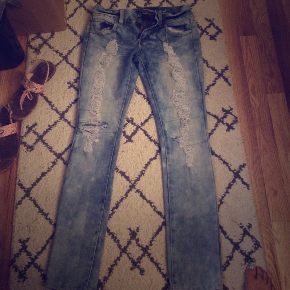 Ripped jeans