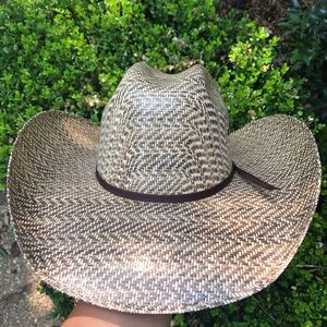 Rodeo King Cowgirl / Cowboy Hat Size 7