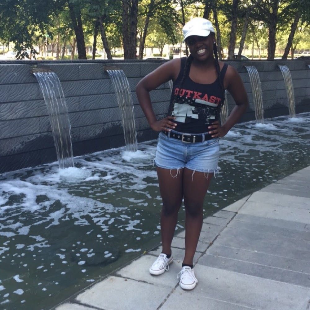 Meet your Posher, Imani