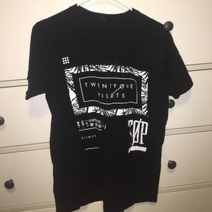 Twenty One Pilots t shirt