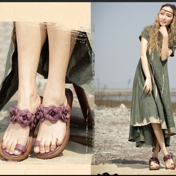 Shoes - Handmade flower appliqué sandals