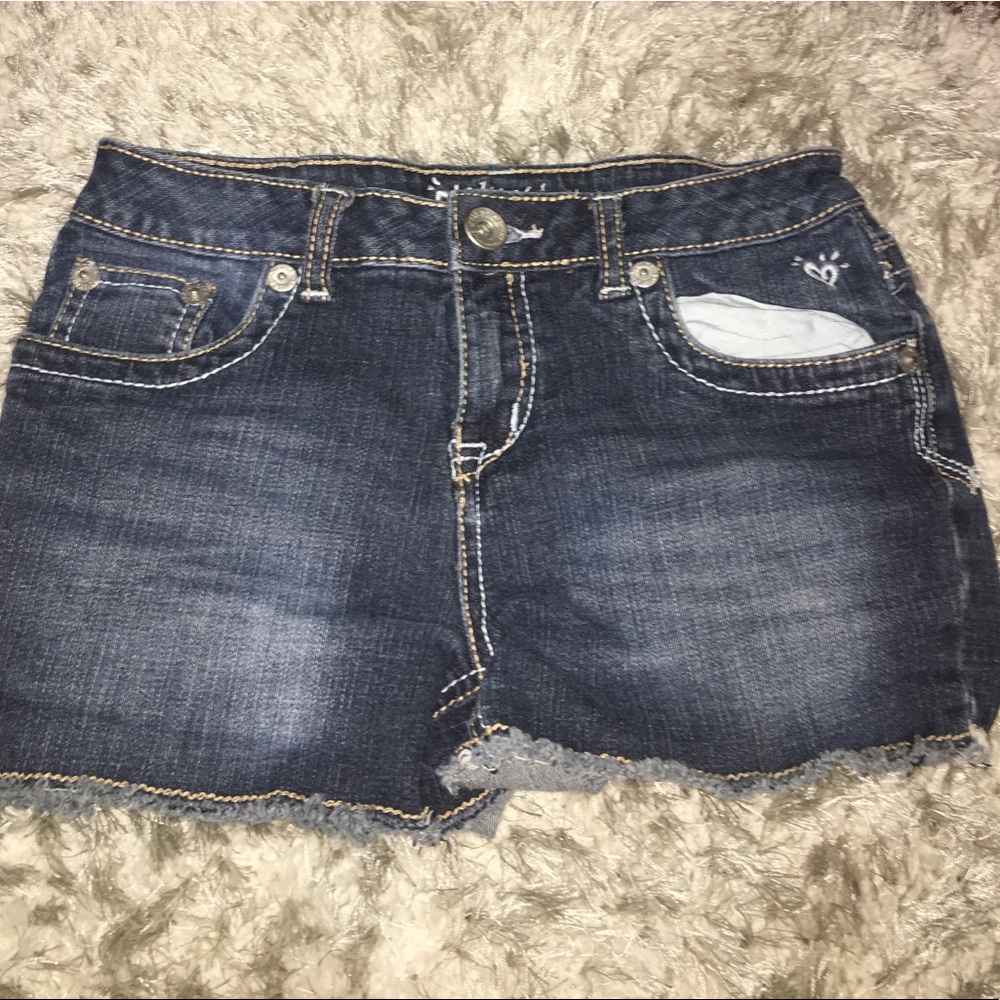 Denim Shorts!! size- small!