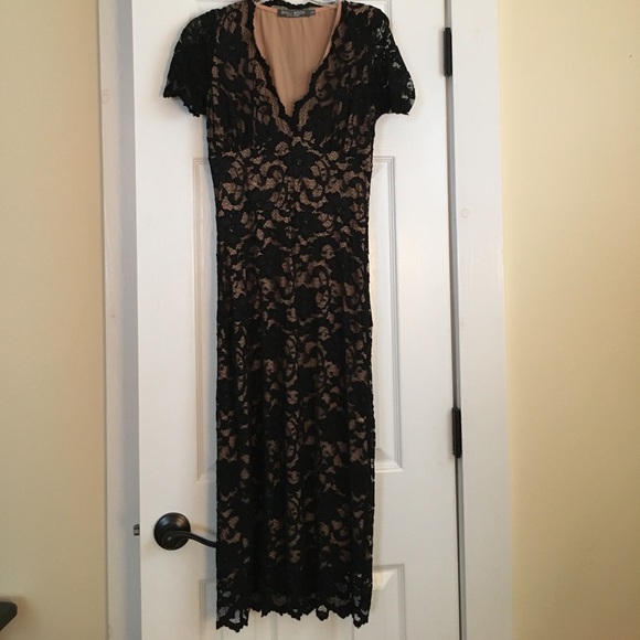 Bisou Bisou Dresses & Skirts - Black lace BISOU BISOU dress Size Sm EUC!