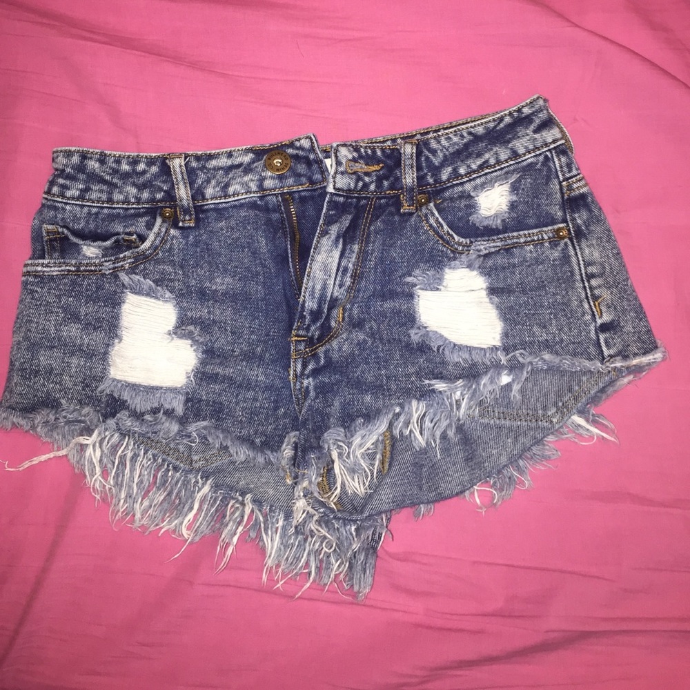 Bullhead High rise jean shorts