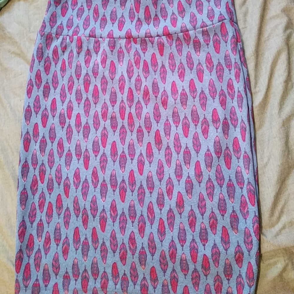 LuLaRoe Cassie Pencil Skirt Tribal Feather NWOT