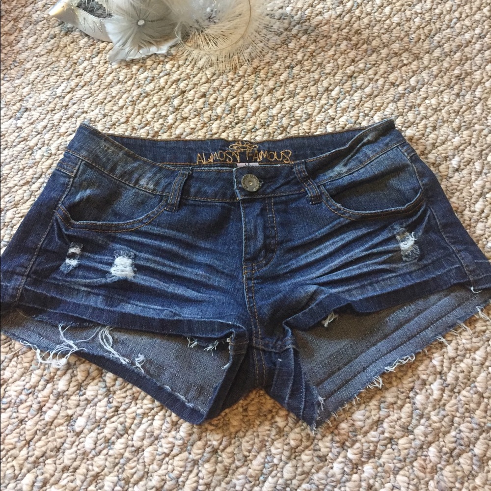 Destructed dark wash jean short