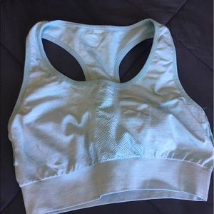 Gymshark worn a few times. Did not fit right.