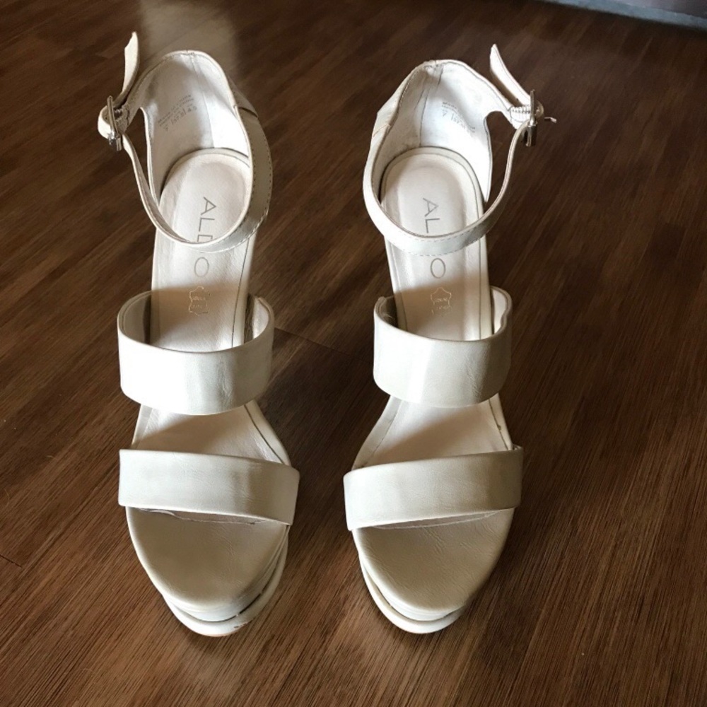 Platform sandals brand new