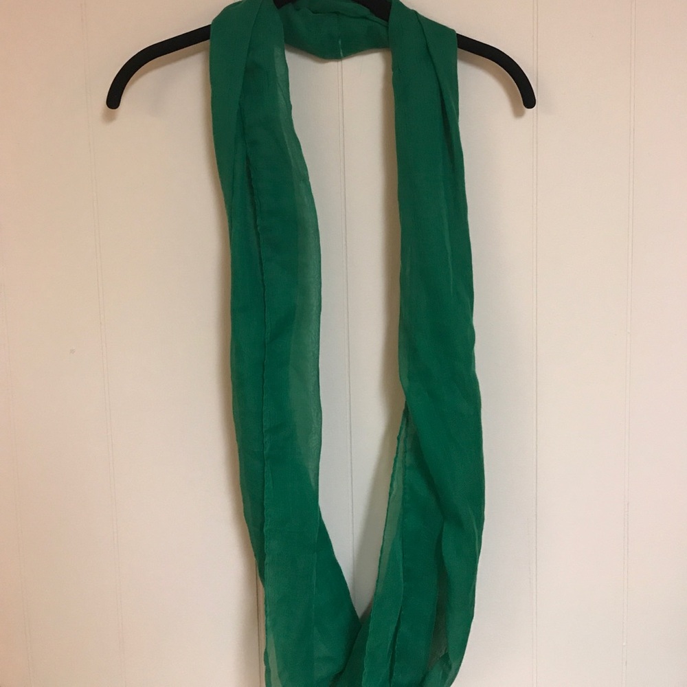 Green infinity scarf (pick 2 for $5)