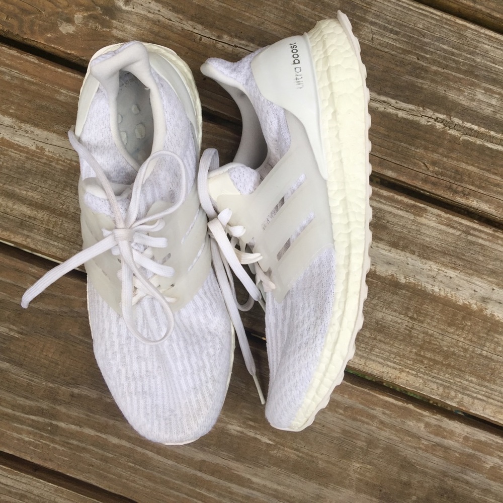 White UltraBoosts 3.0