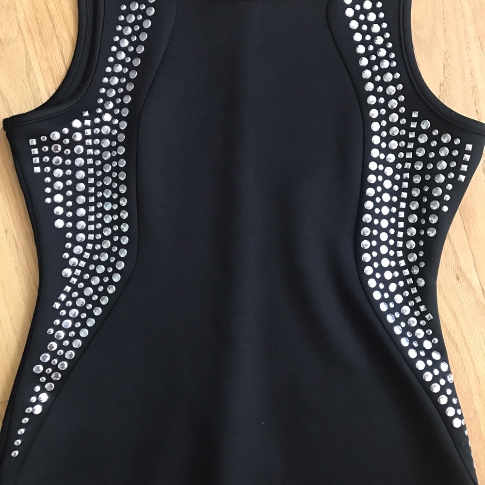 Black & Silver Guess Dress - Picture 3 of 4