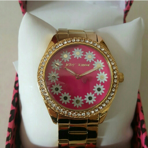 Betsey Johnson Accessories - Beautiful pink faced with daisy watch