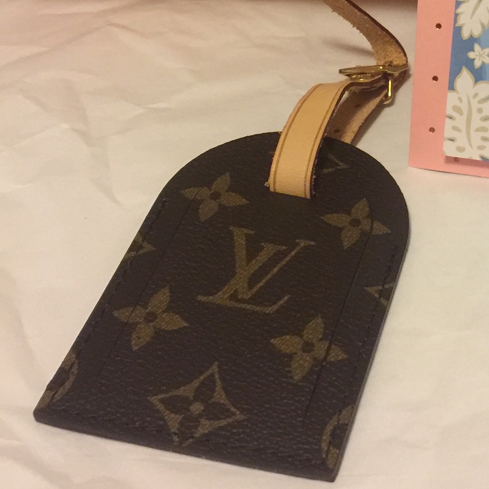 🎈SOLD🎈Auth Louis Vuitton Luggage Tag in Monogram - Picture 2 of 8