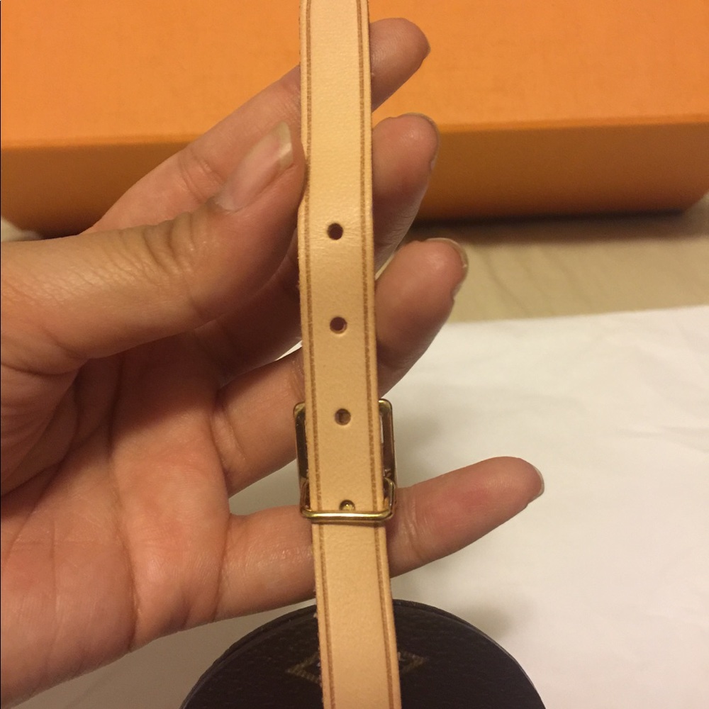 🎈SOLD🎈Auth Louis Vuitton Luggage Tag in Monogram - Picture 8 of 8