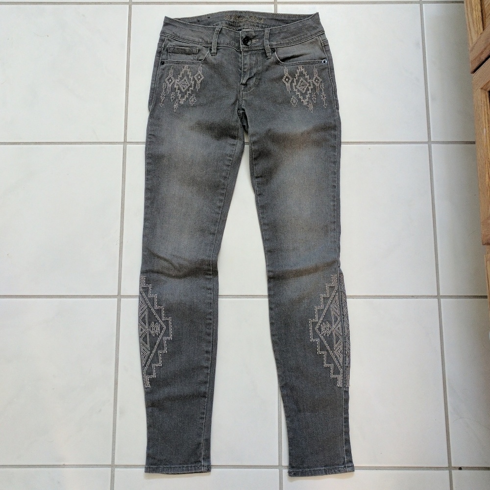 Bullhead Tribal Patterned Jeans