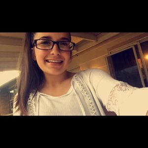 Meet your Posher, Natalie