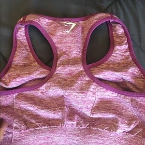 Gymshark seamless sports bra-color plum
