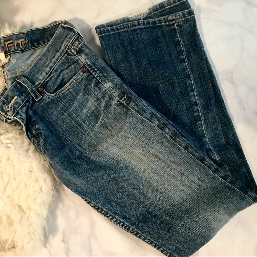 ⭐️ Your favorite Abercrombie Jeans ⭐️