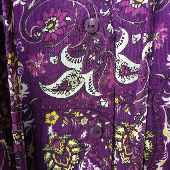 Paisley button down blouse. - Picture 3 of 4