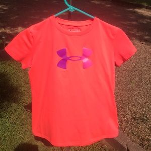 Under Armour T-shirt