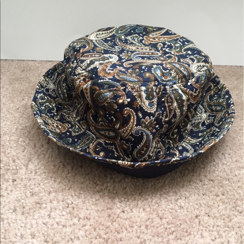 Bucket Hat