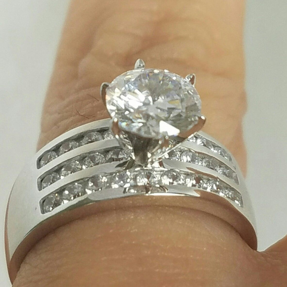 New 2.85 Ct 14k white Gold Round Engagement Ring - Picture 2 of 8