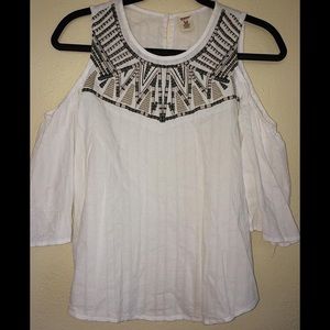 embroidered cold shoulder top