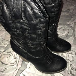 Black Cow Girl Boots
