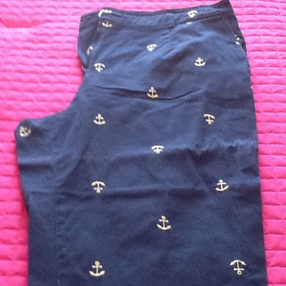BRIGGS NEW YORK CAPRIS/WHITE STAG CARPRIS