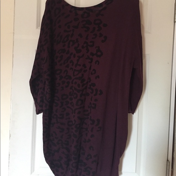 Sweater - Picture 4 of 4