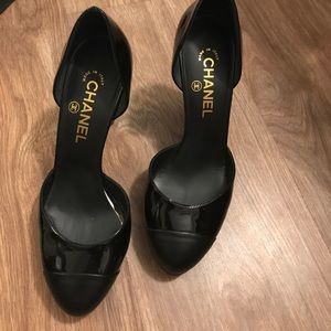 Chanel Pumps