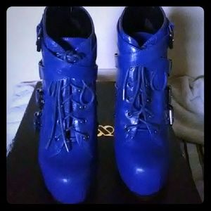 Blue ankle boots never worn