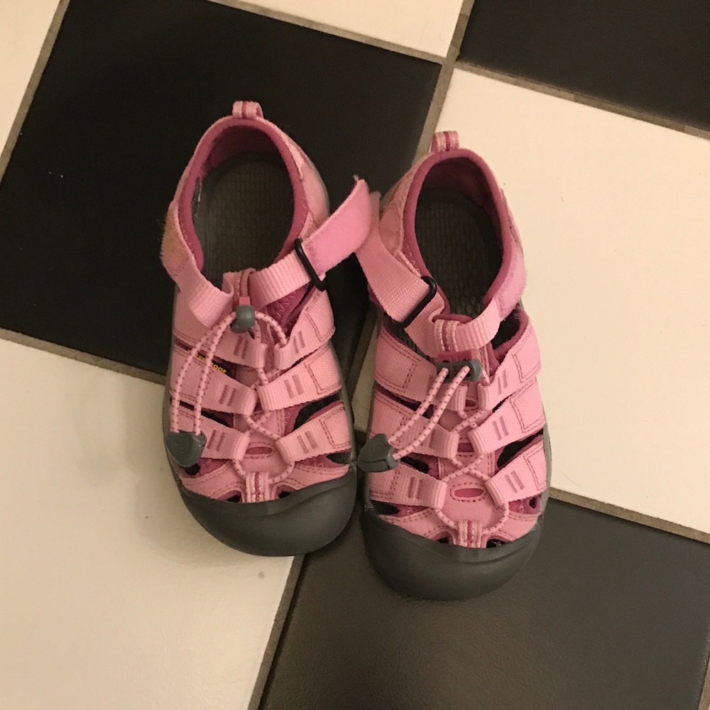 Girls Keen sandals