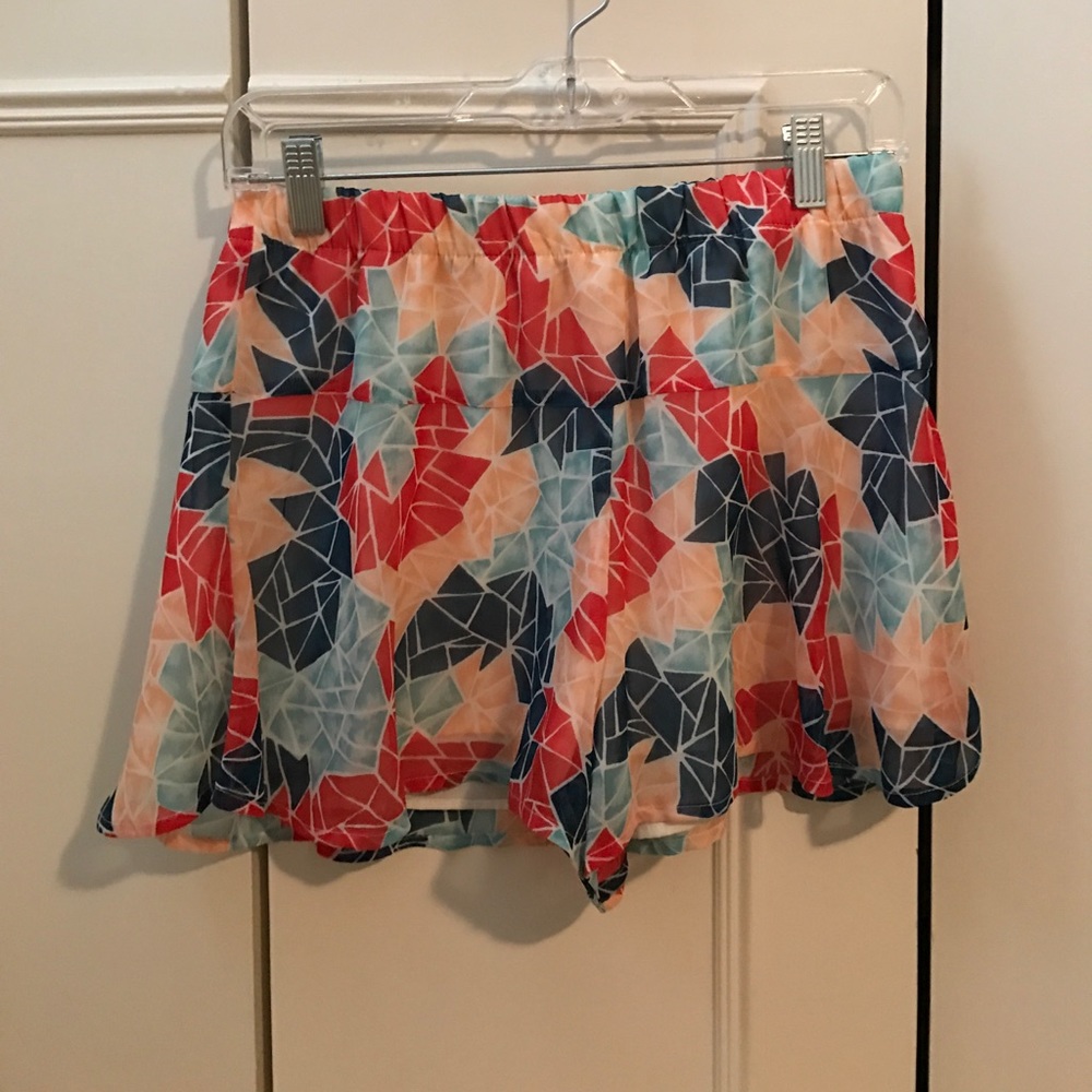 BCBGeneration chiffon patterned shorts