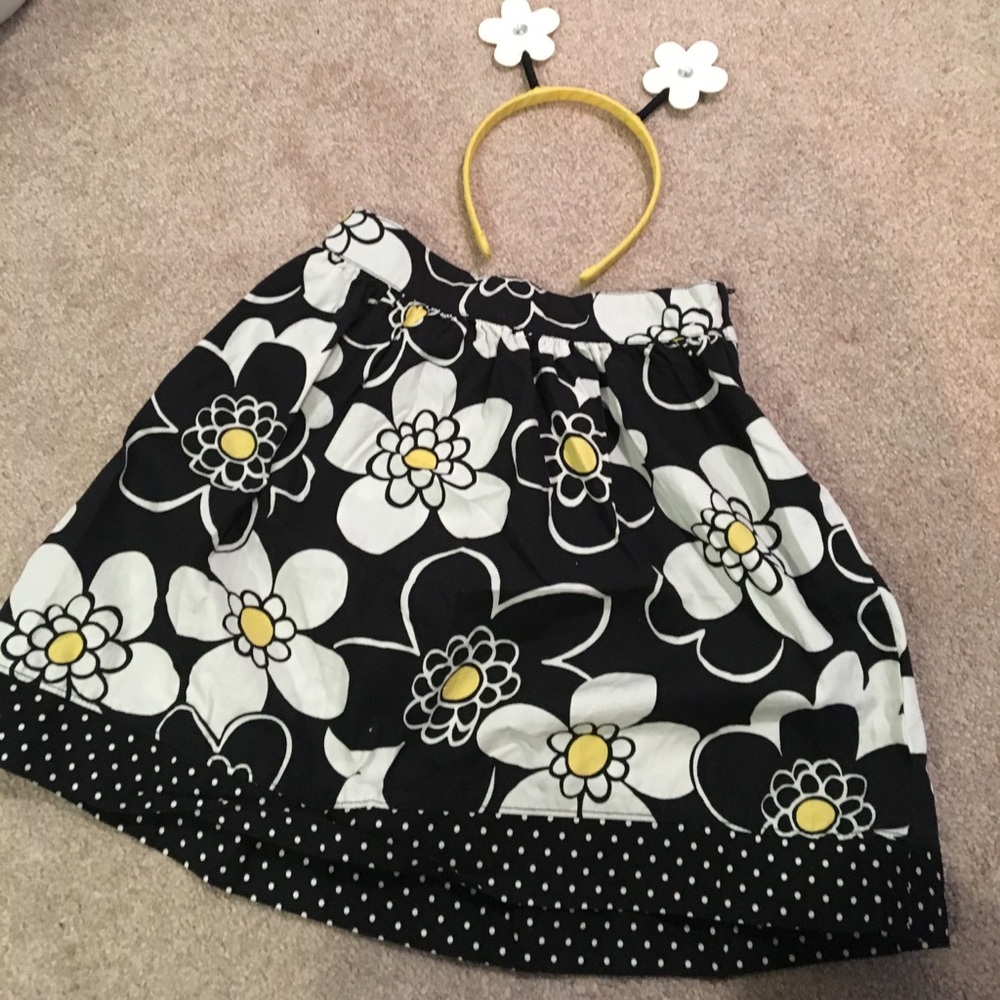 Gymboree knee length skirt