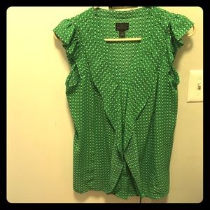 🌷Cute green ruffled blouse like new 🌷