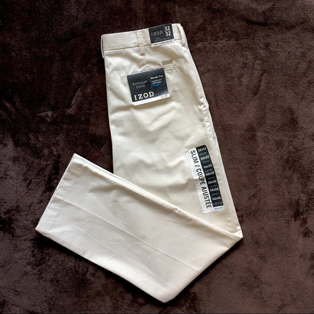 NWT - IZOD COTTON CHINOS