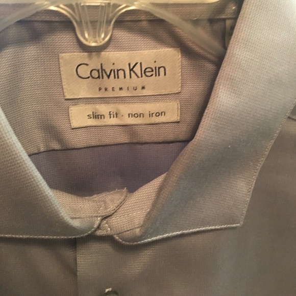 Calvin Klein premium slim fit shirt. NWOT. - Picture 2 of 3