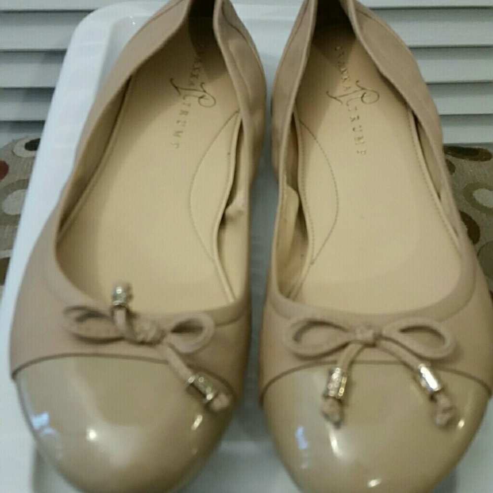 Ivanka Trump nude ballet flats