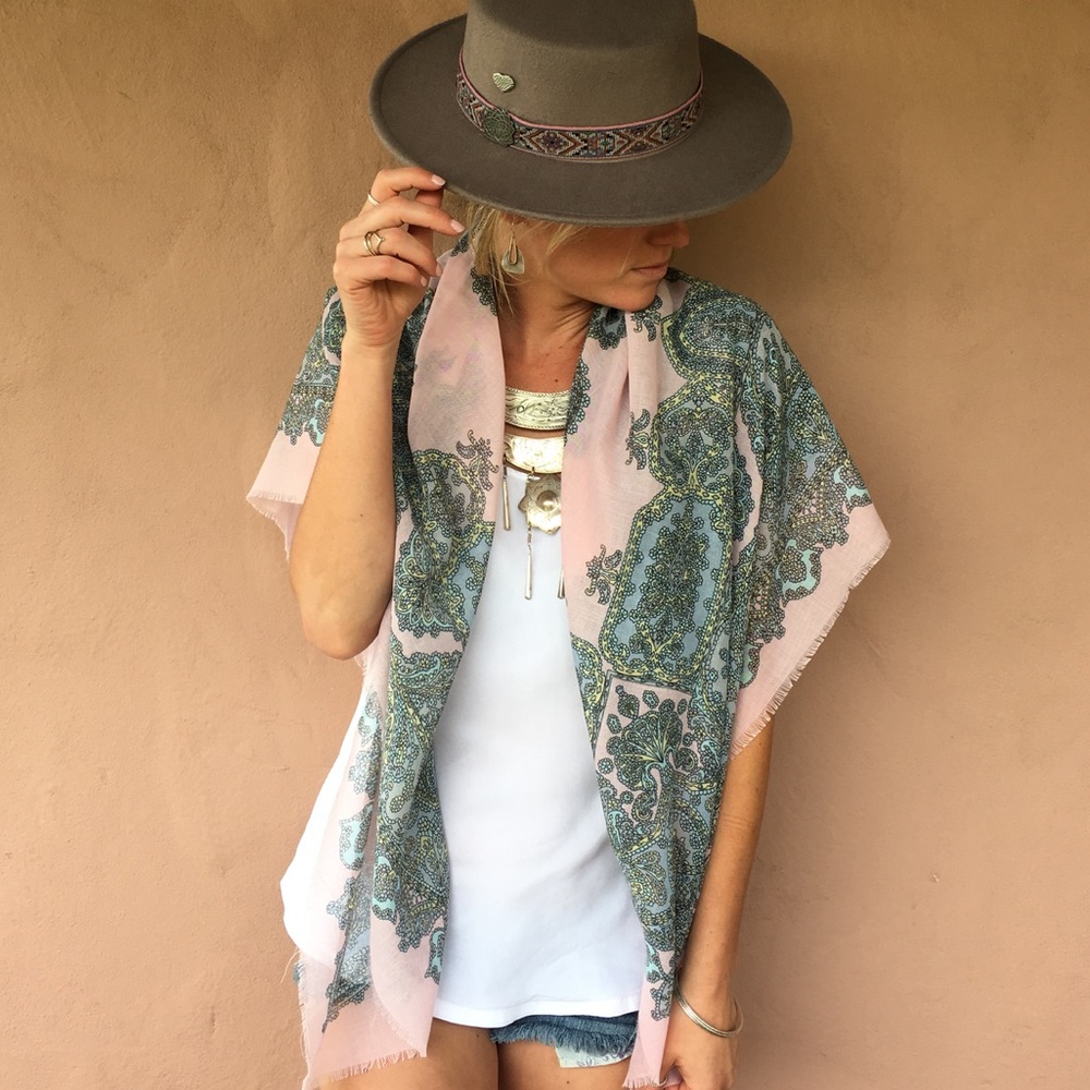 Pink scarf made in Italy