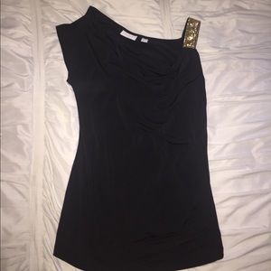 ⭐️✨3 for $20 ✨⭐️ pre loved New York & company top size XS