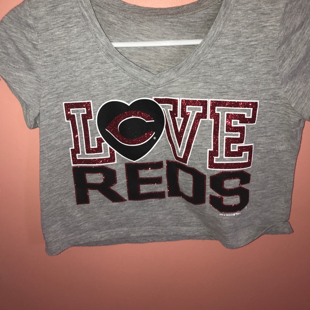 Reds crop top