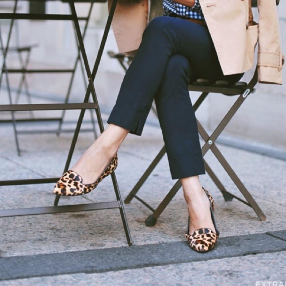 Trendy leopard calf hair flats F/W 2017