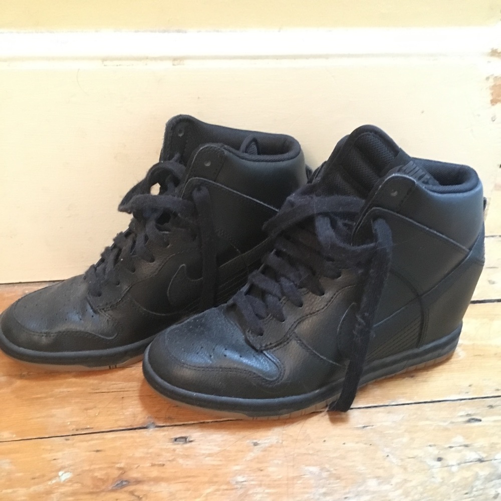 Nike Ski-High Wedge Sneakers